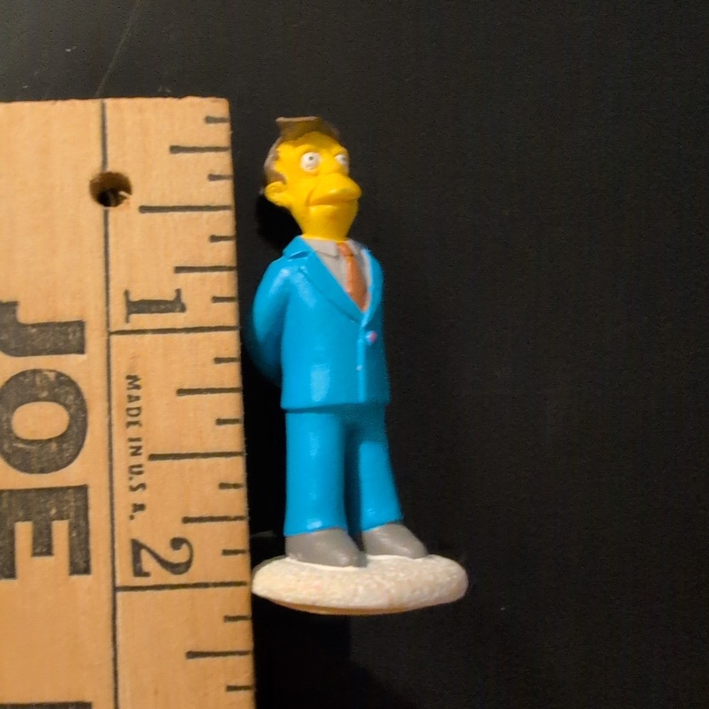 Simpsons Principal Skinner Hawthorne Village Figurine 2004 - Picture 4 of 5